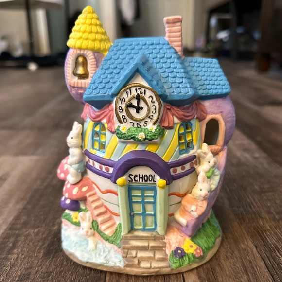 Easter House Hand-Painted Porcelain Decoration - Picture 1 of 5